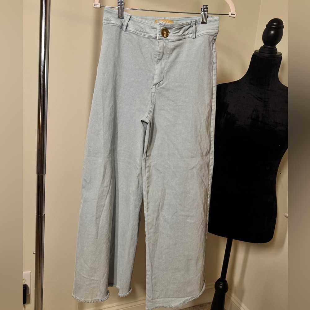 Light Blue Wide-Leg Women's Jeans